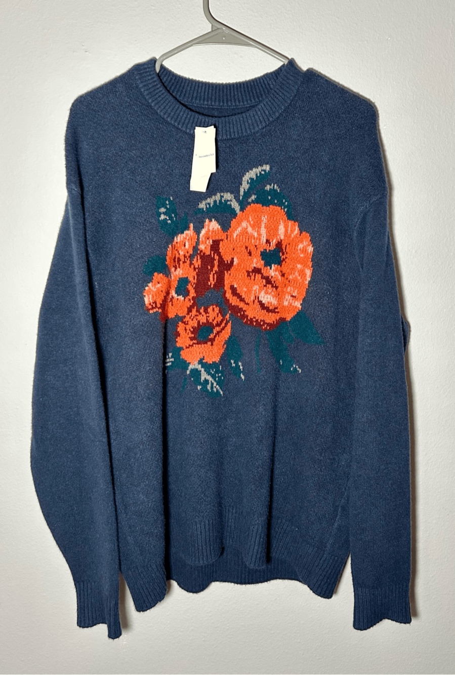 NWT Abercrombie & Fitch Mens Flower Rose Crewneck Sweater Soft A&F Sweater Sz M